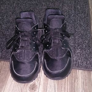 Nike Air Huarache shoes